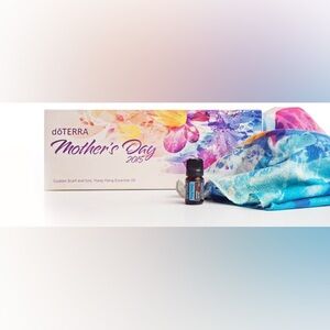 Doterra: 2015 Mother’s Day Scarf & Ylang Ylang Essential Oil set